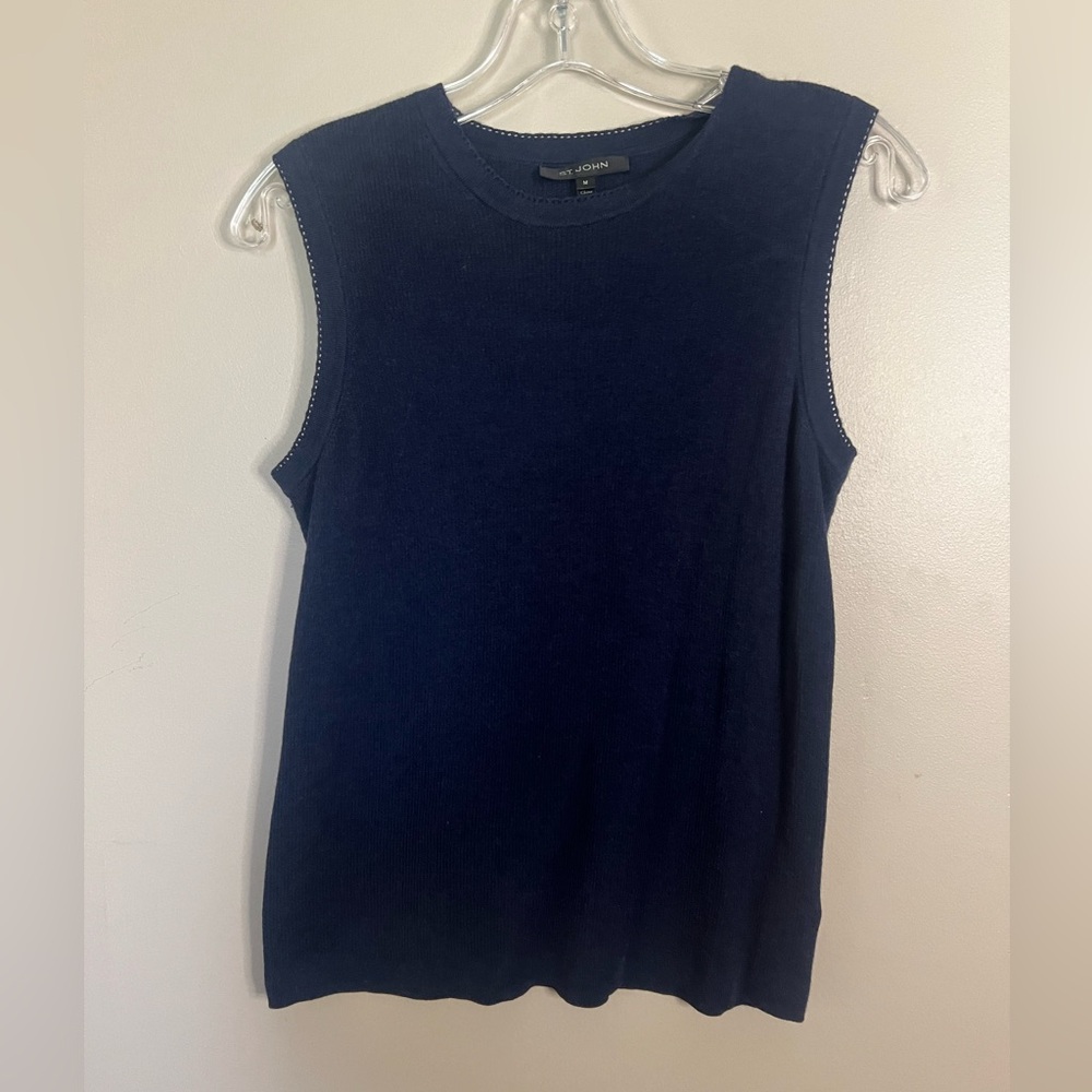 St. John M Navy Knit Tank EUC